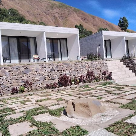 Rinjani Green Park Syariah Hotel Сембалун Лауанг Екстериор снимка