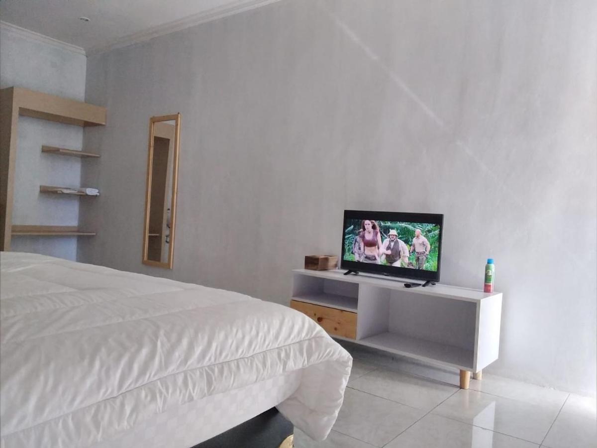 Rinjani Green Park Syariah Hotel Сембалун Лауанг Екстериор снимка
