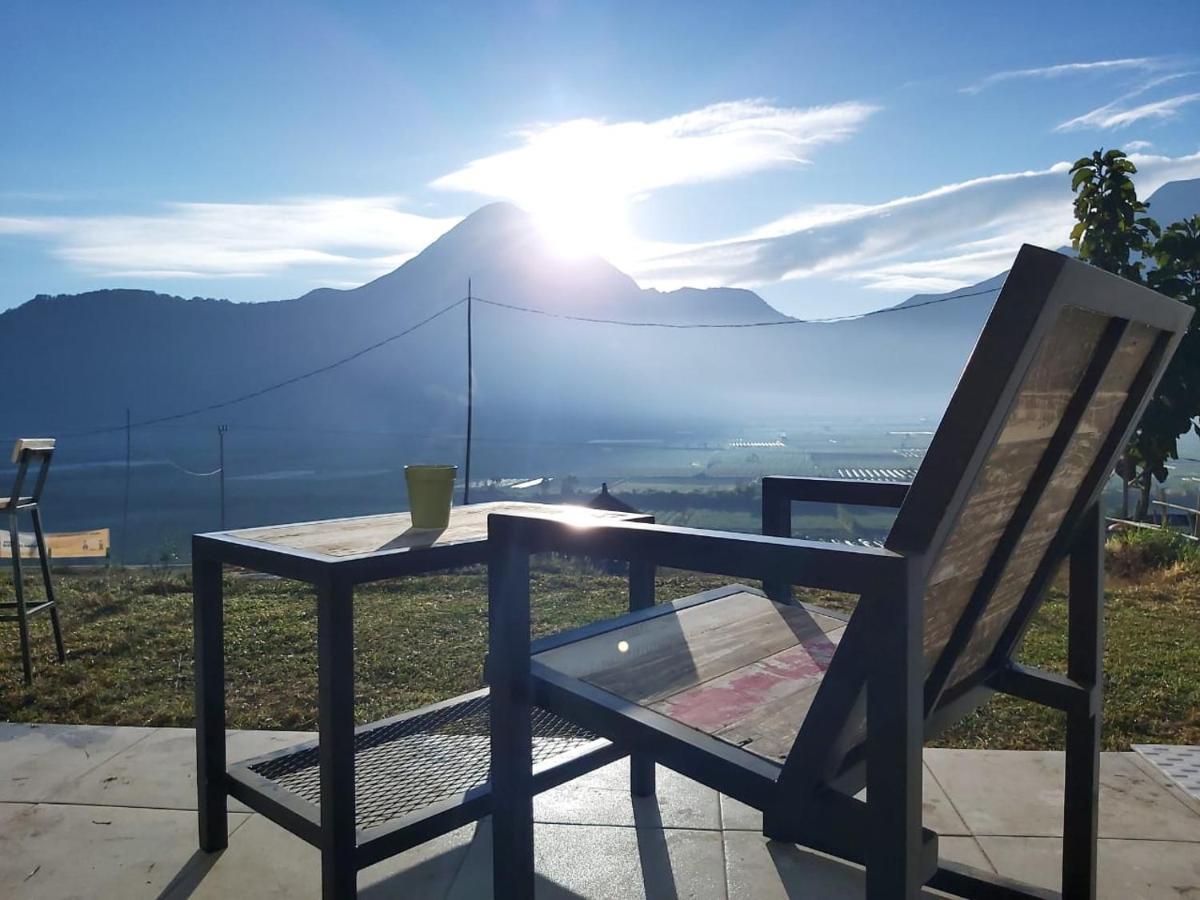 Rinjani Green Park Syariah Hotel Сембалун Лауанг Екстериор снимка