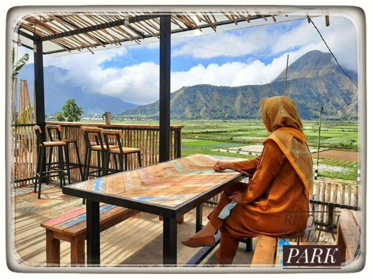 Rinjani Green Park Syariah Hotel Сембалун Лауанг Екстериор снимка
