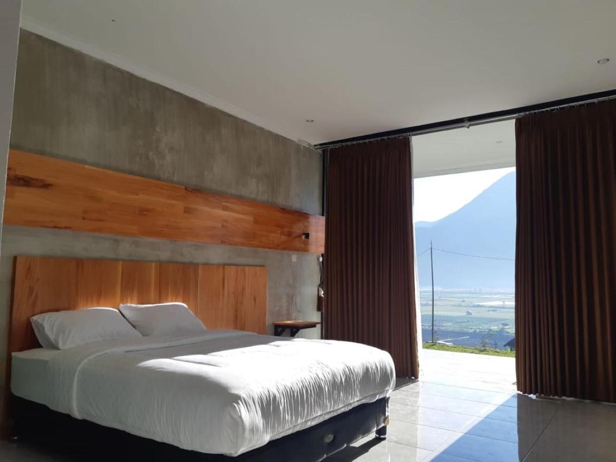 Rinjani Green Park Syariah Hotel Сембалун Лауанг Екстериор снимка